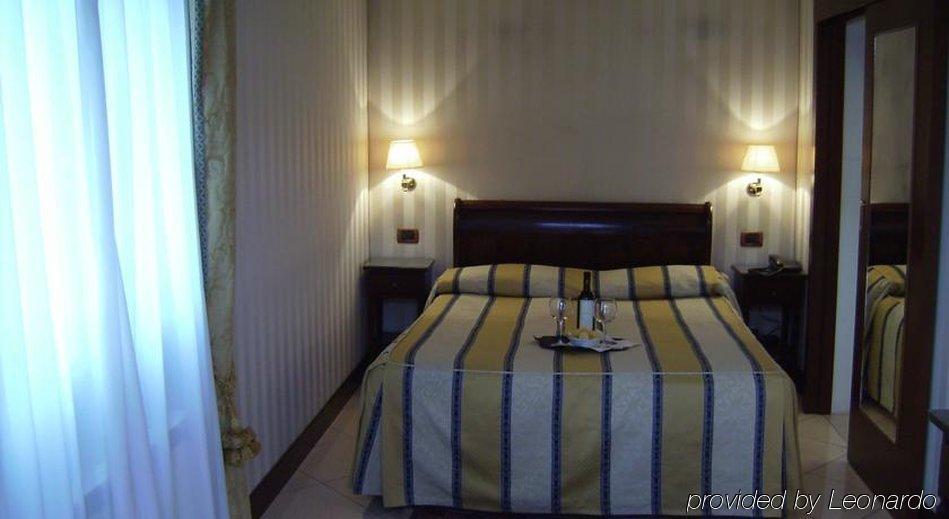 Hotel Hesperia Венеція Екстер'єр фото